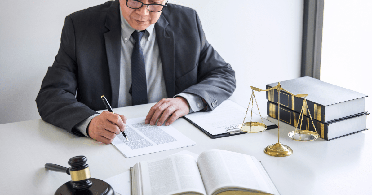 Contract Attorney